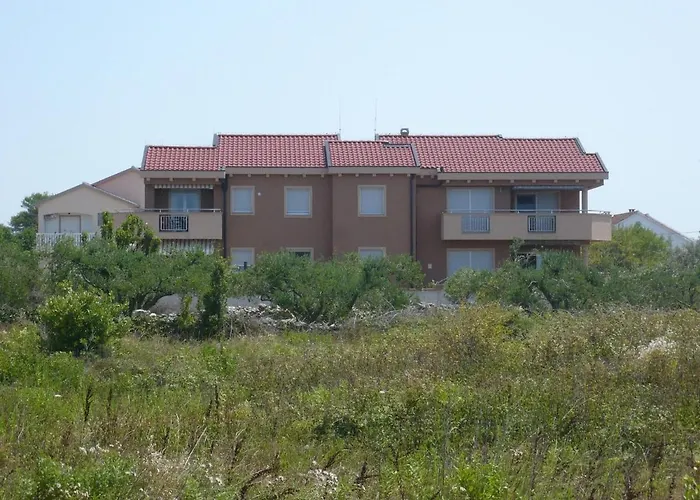 House In Near Sandy Beaches شقة زاتون
