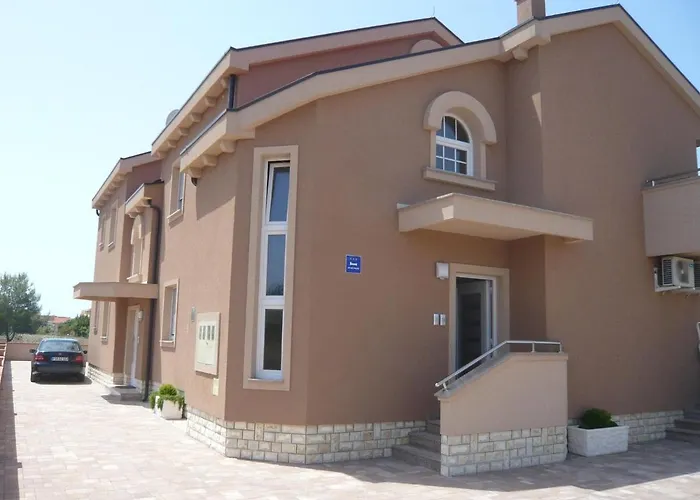 Apartamento House In Near Sandy Beaches Zaton (Zadar)