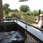 House In Near Sandy Beaches Appartement *