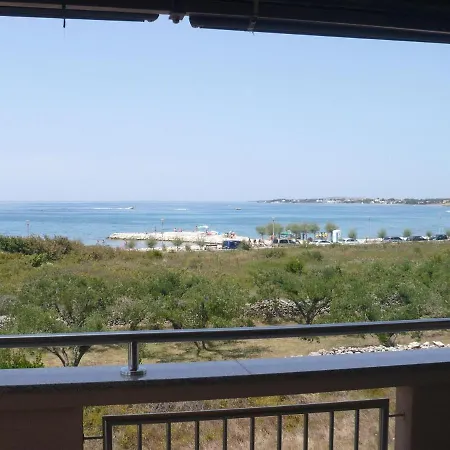 Apartment House In Near Sandy Beaches *