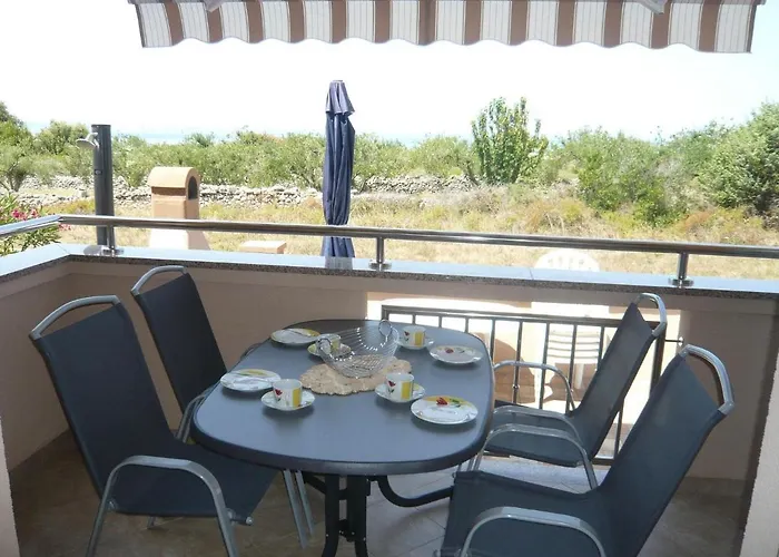 아파트 House In Near Sandy Beaches 자톤